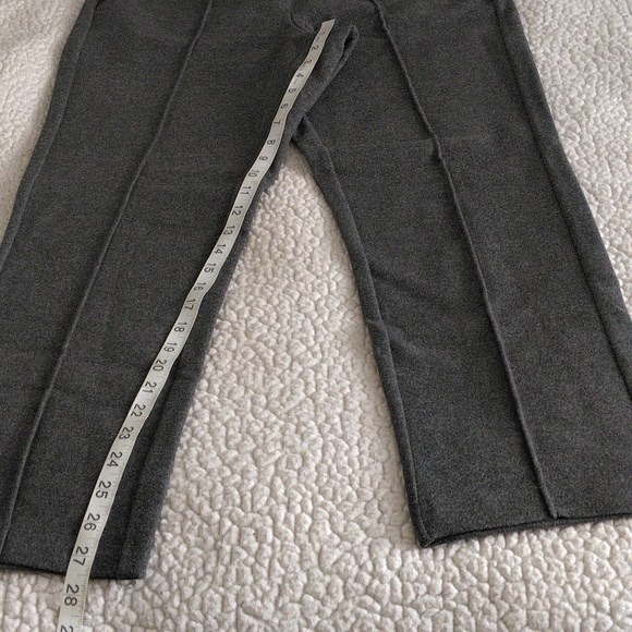 The Group Babaton Aritzia Medium Grey Pipe Leg Stretch Waist Sweat Pants - Picture 7 of 16